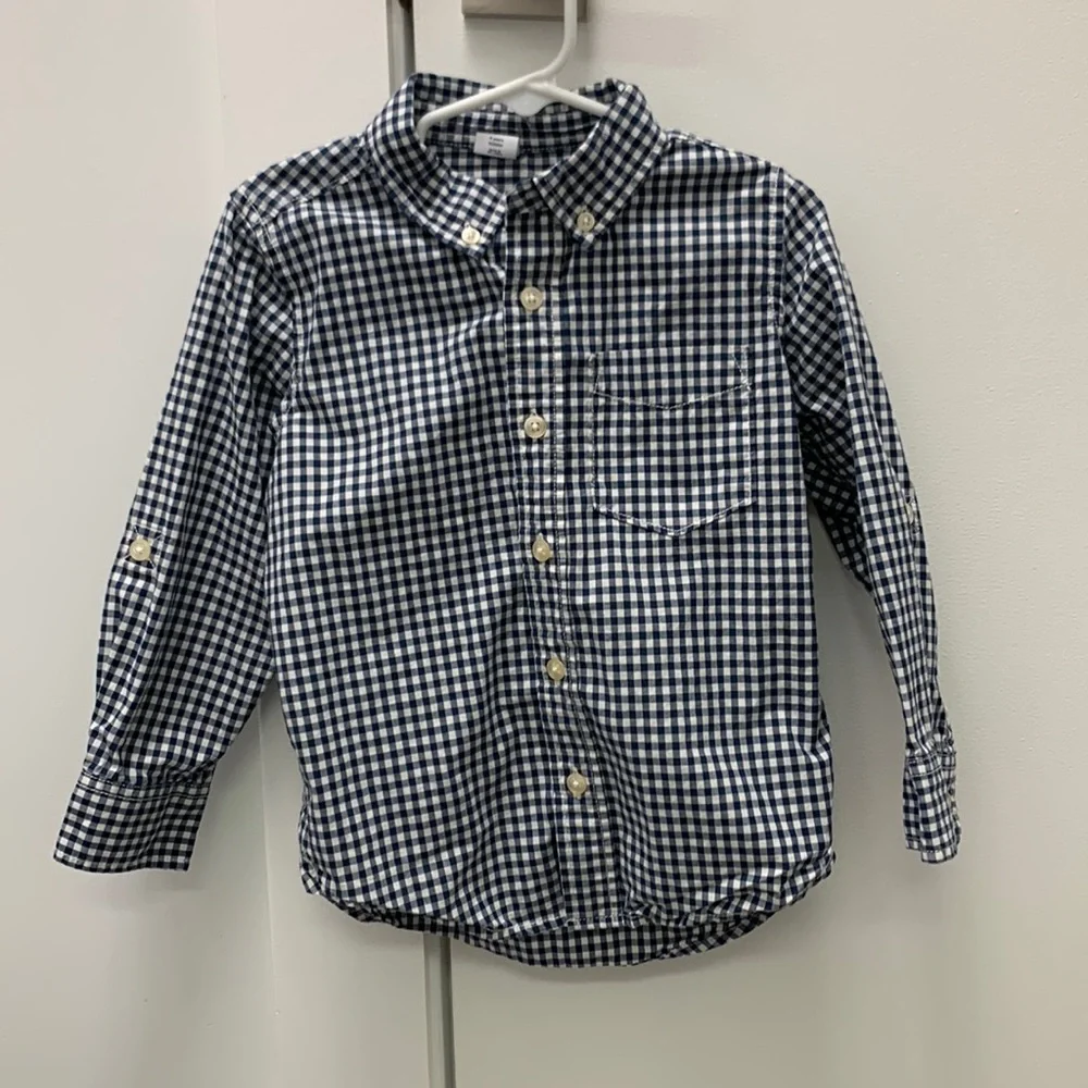 Gap boys button down - blue and white gingham print - size 4